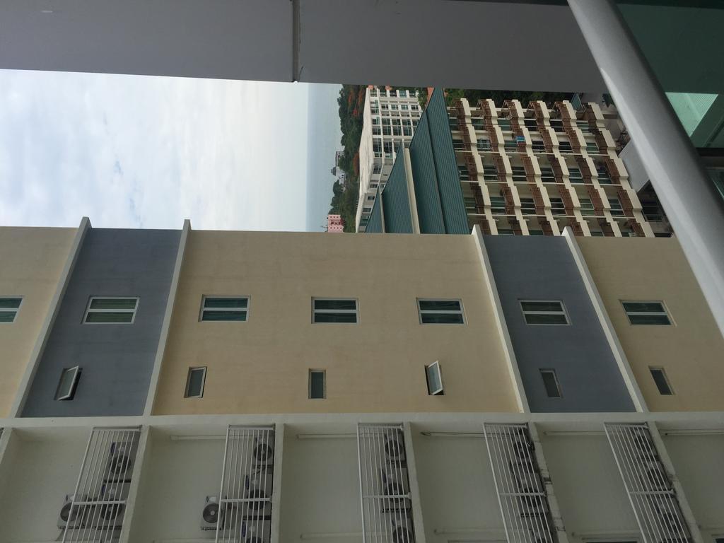 Cosy Beach View Condominium Pattaya Zewnętrze zdjęcie